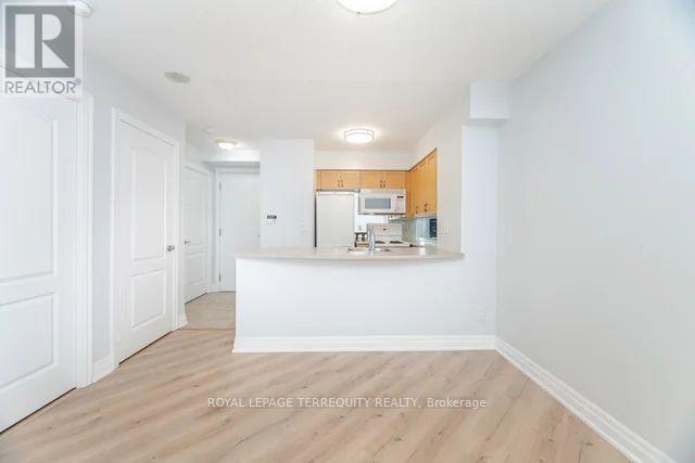 710 - 2121 Lake Shore Boulevard W, Toronto, Ontario  M8V 4E9 - Photo 10 - W12539560