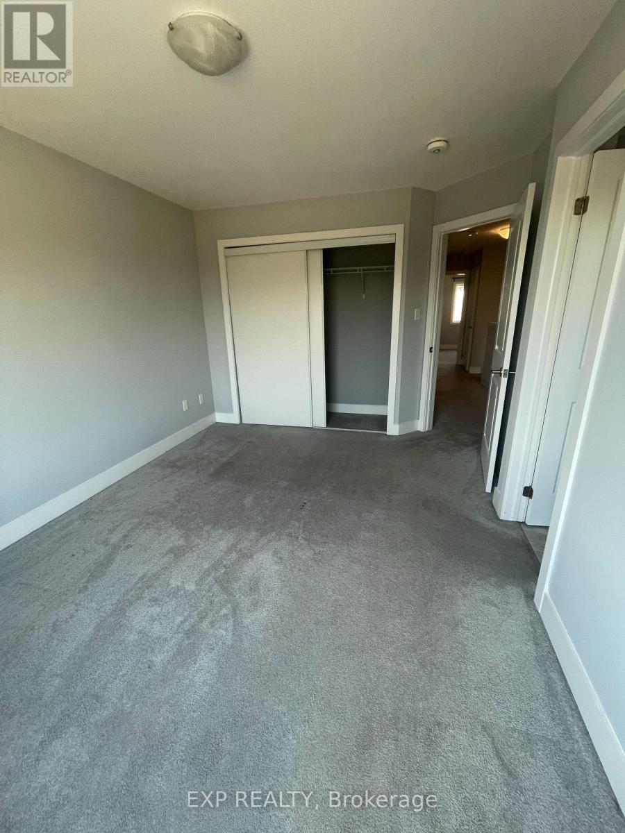 2056 Meadowgate Boulevard, London South, Ontario  N6M 0H5 - Photo 11 - X12539586