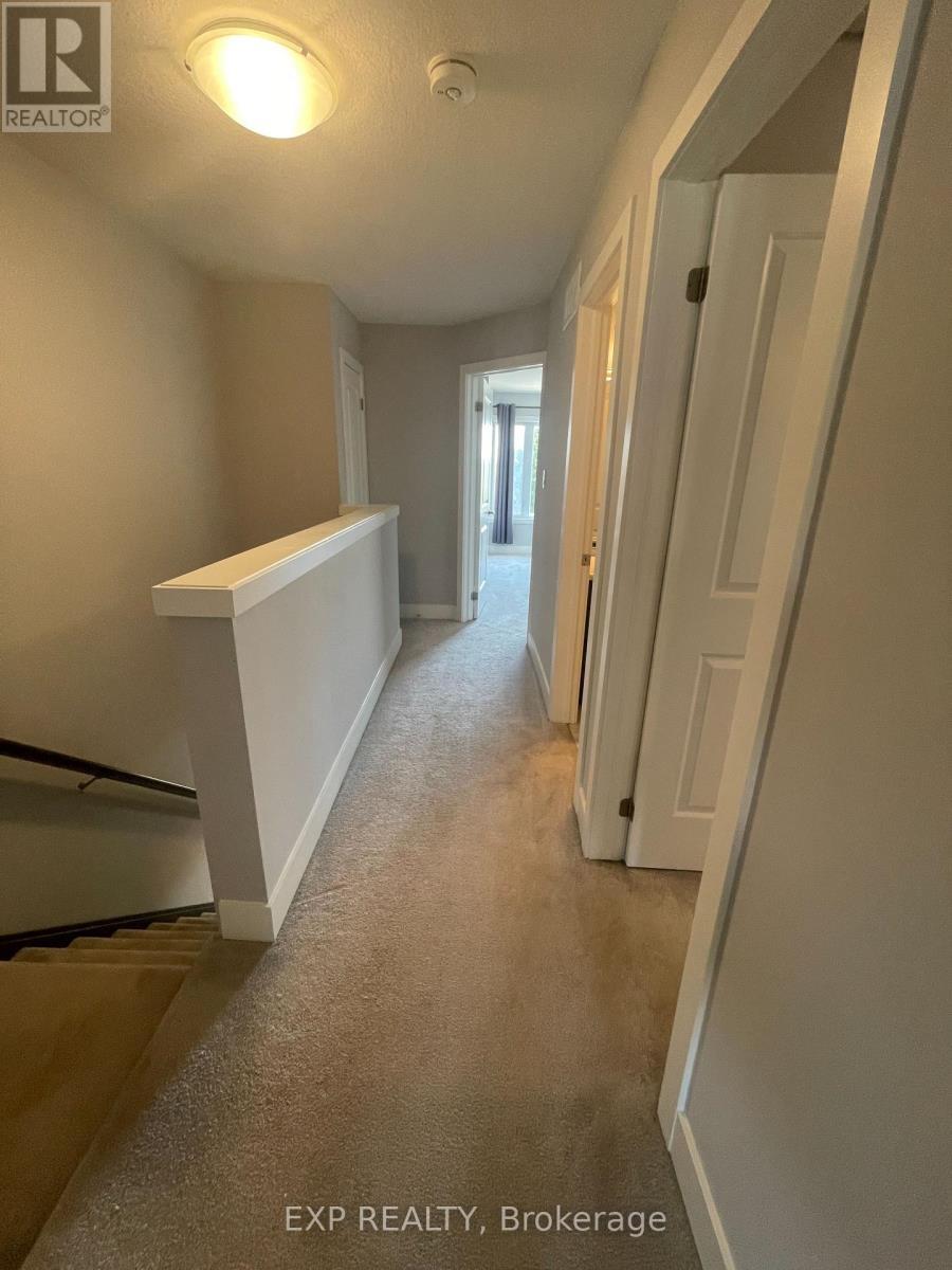 2056 Meadowgate Boulevard, London South, Ontario  N6M 0H5 - Photo 14 - X12539586