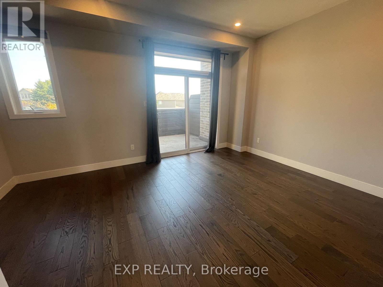 2056 Meadowgate Boulevard, London South, Ontario  N6M 0H5 - Photo 5 - X12539586