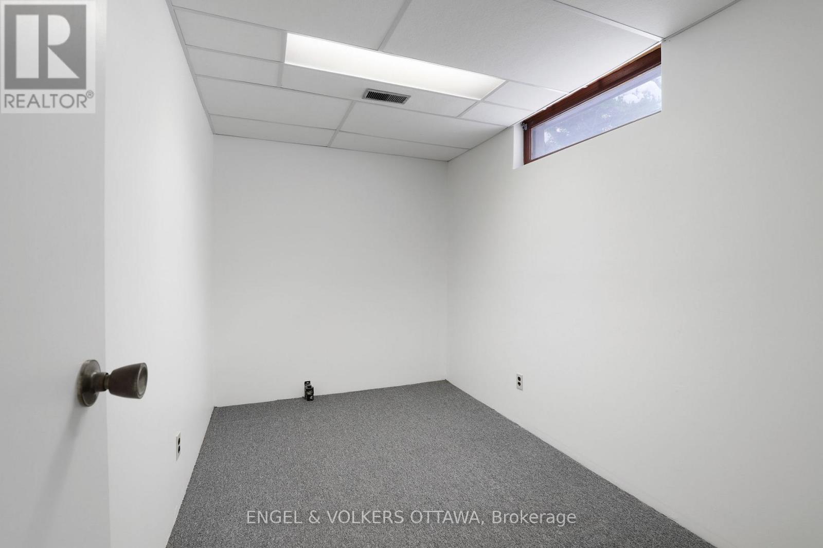 60 Homestead Street, Ottawa, Ontario  K2E 7N6 - Photo 23 - X12539622