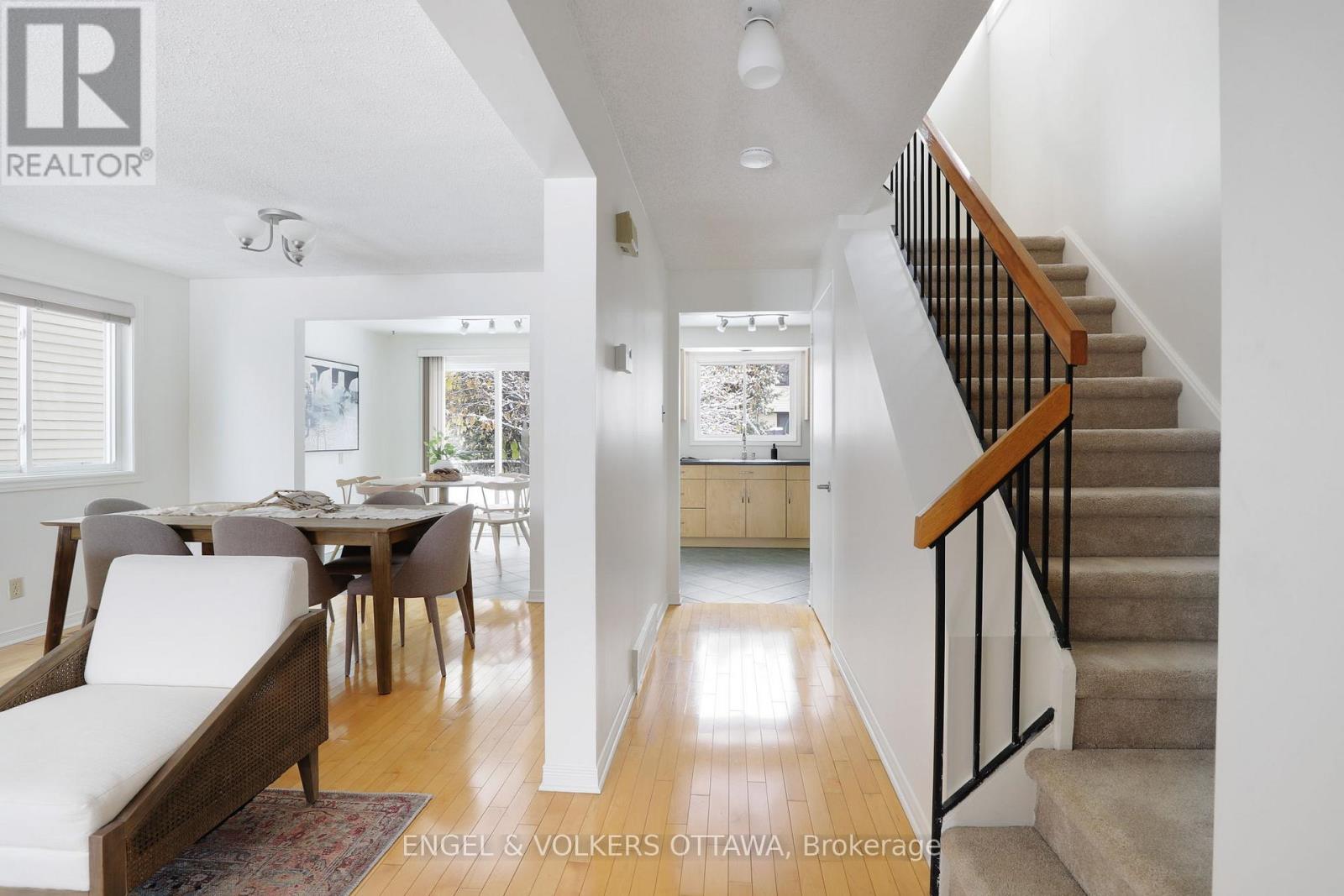 60 Homestead Street, Ottawa, Ontario  K2E 7N6 - Photo 3 - X12539622