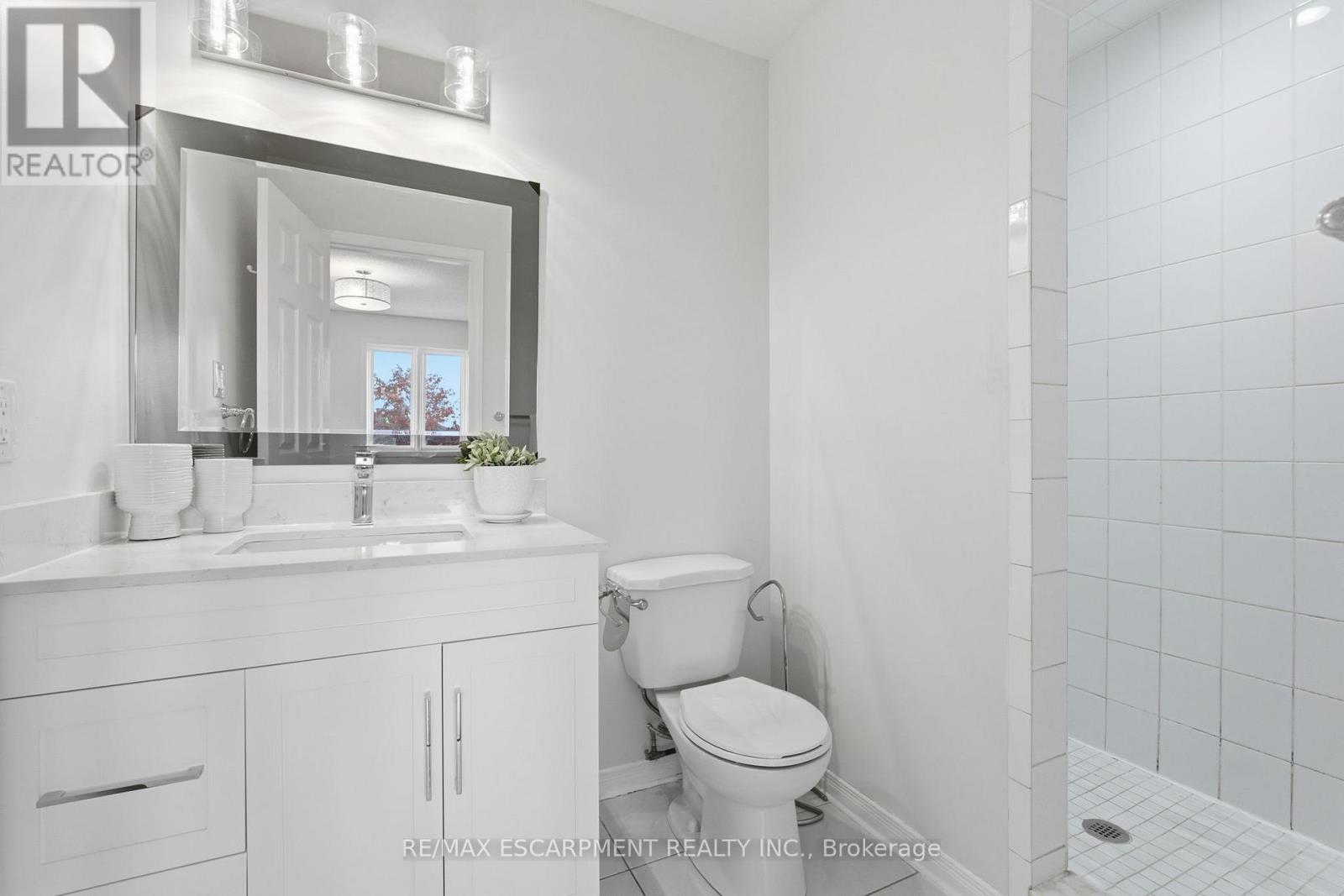 25 - 100 Vineberg Drive, Hamilton, Ontario  L8W 3X4 - Photo 30 - X12539556