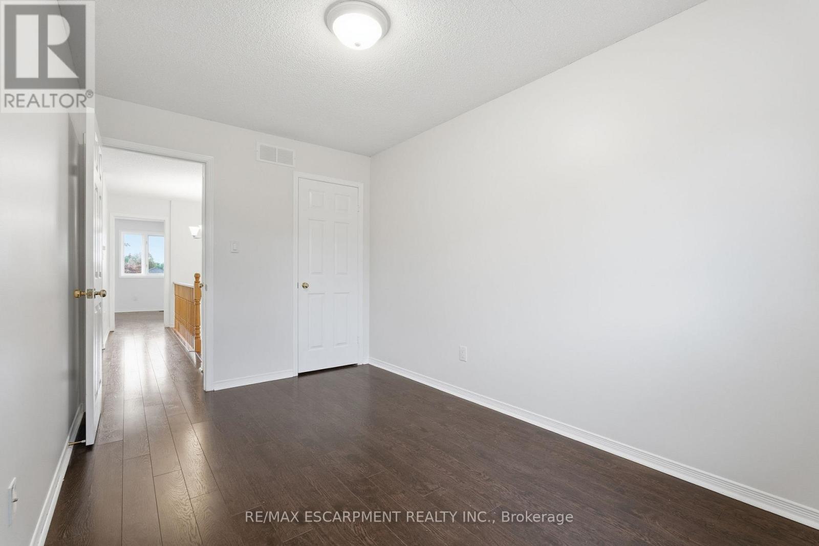 25 - 100 Vineberg Drive, Hamilton, Ontario  L8W 3X4 - Photo 40 - X12539556