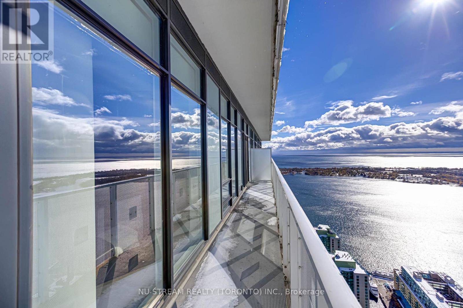 Ph101 - 100 Harbour Street, Toronto, Ontario  M5J 0B5 - Photo 33 - C12526298