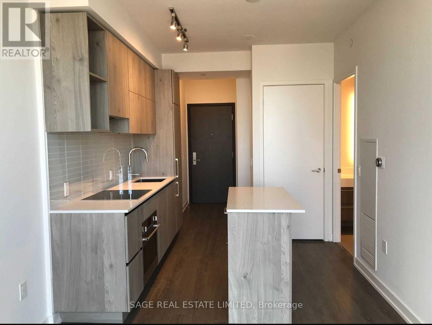 2404 - 1 Yorkville Avenue, Toronto, Ontario  M4W 0B1 - Photo 2 - C12539580