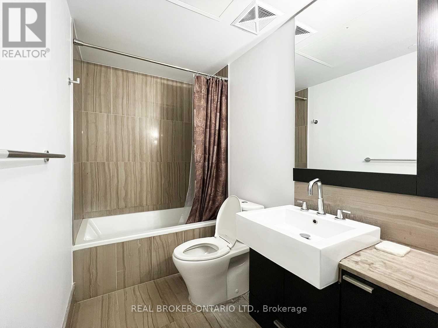 2807 - 88 Blue Jays Way, Toronto, Ontario  M5V 0L7 - Photo 10 - C12539588