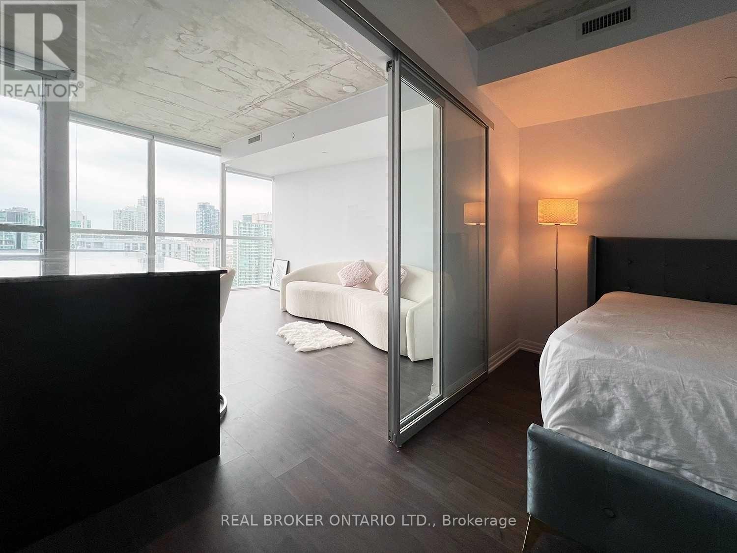 2807 - 88 Blue Jays Way, Toronto, Ontario  M5V 0L7 - Photo 9 - C12539588