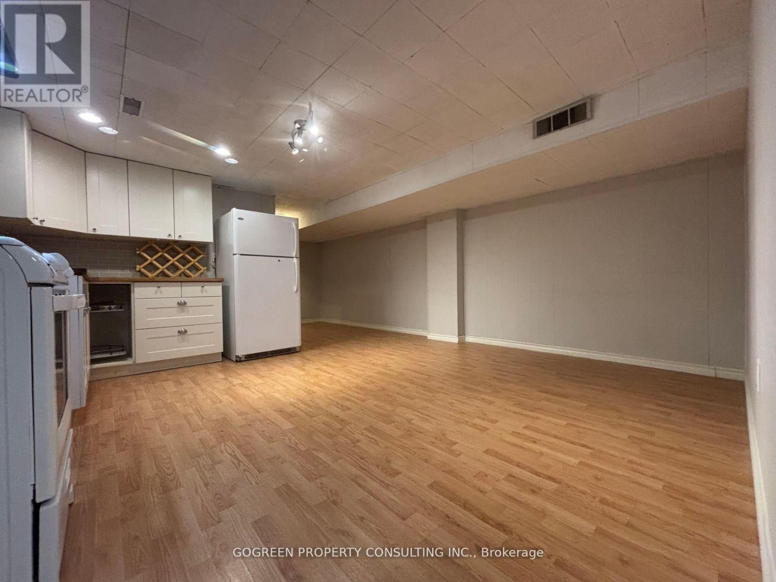 Bsmt - 192 Bedford Park Avenue, Toronto, Ontario  M5M 1J3 - Photo 3 - C12539620