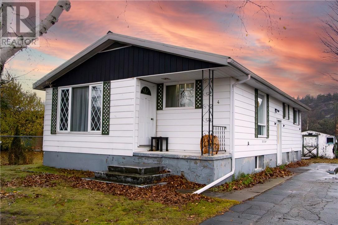 4 Minto Street, Webbwood, Ontario