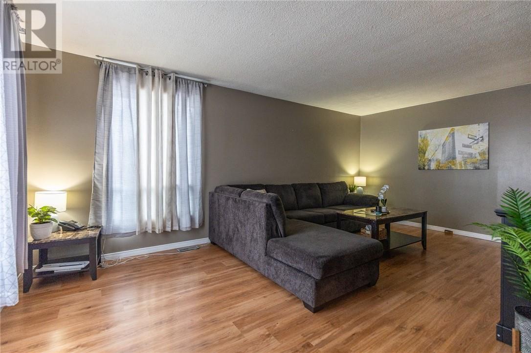 4 Minto Street, Webbwood, Ontario  P0P 2G0 - Photo 15 - 2125584