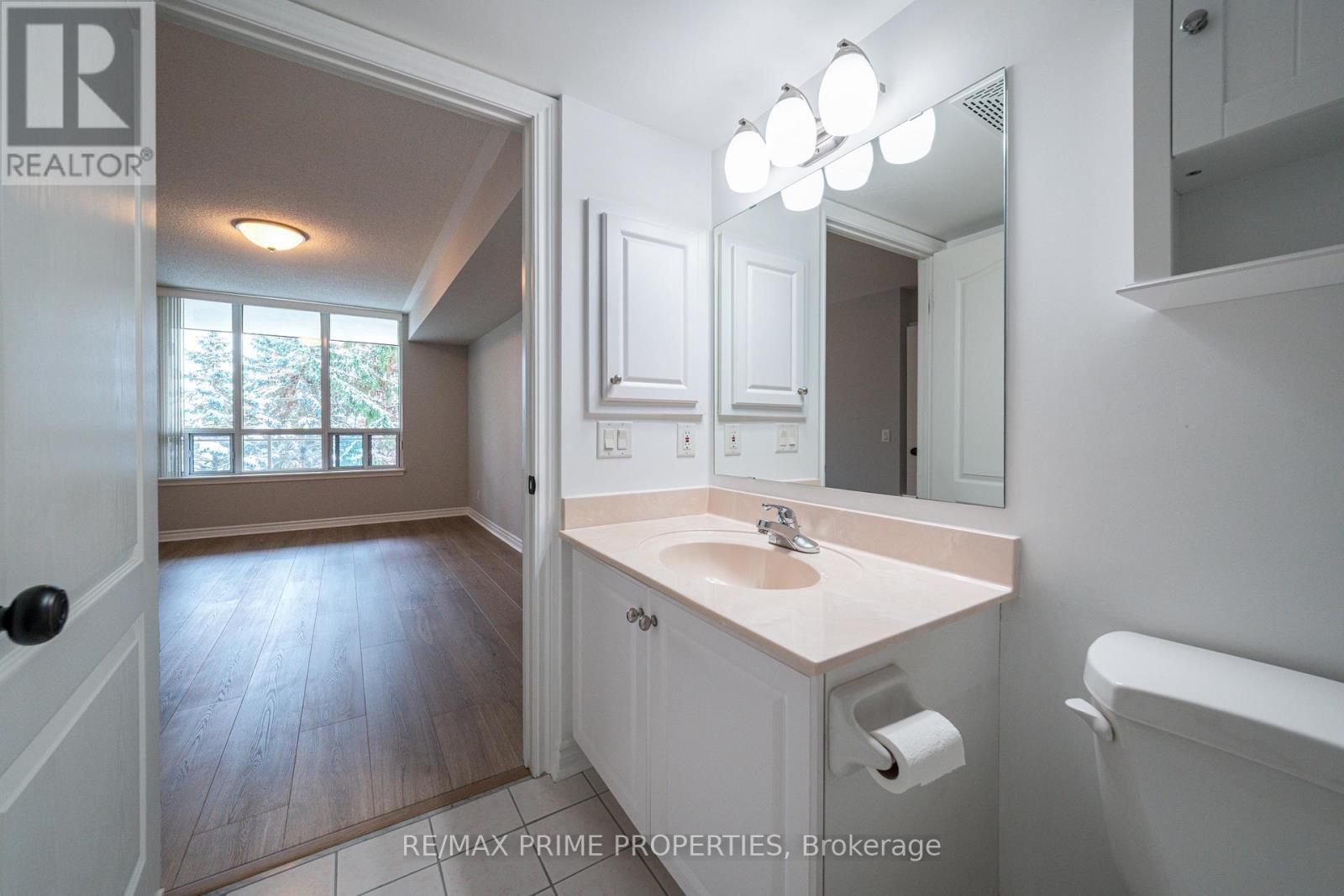 320 - 85 The Boardwalk Way, Markham, Ontario  L6E 1B9 - Photo 28 - N12538956