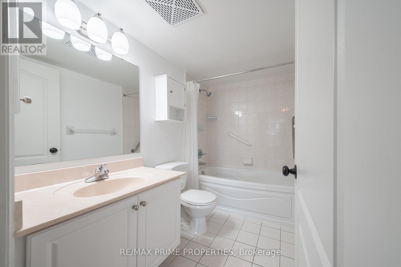 320 - 85 The Boardwalk Way, Markham, Ontario  L6E 1B9 - Photo 27 - N12538956