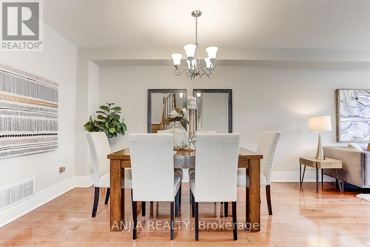 230 Bantry Avenue, Richmond Hill, Ontario  L4B 4T6 - Photo 10 - N12539590