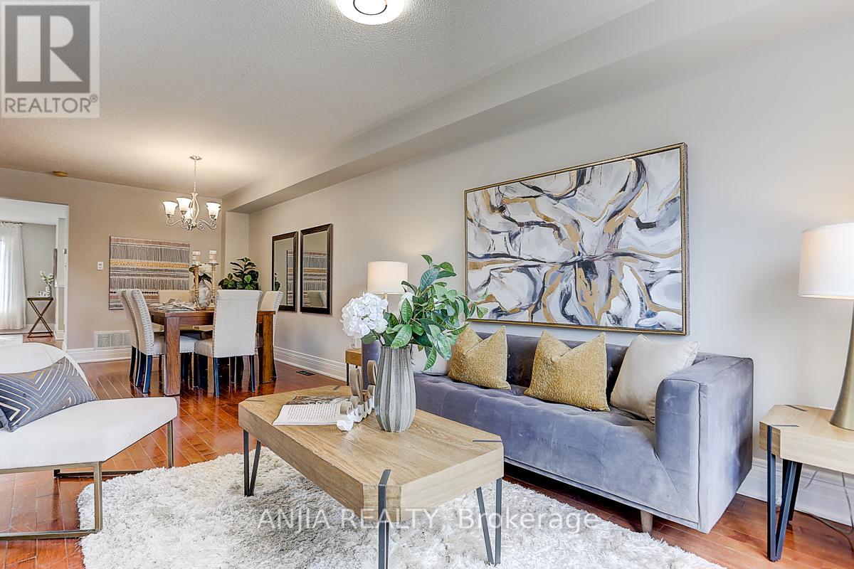 230 Bantry Avenue, Richmond Hill, Ontario  L4B 4T6 - Photo 11 - N12539590