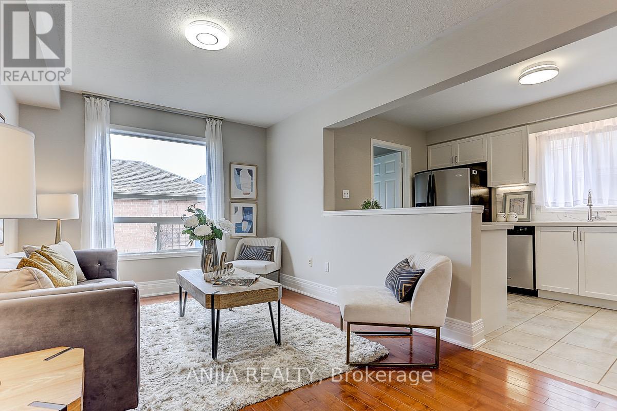 230 Bantry Avenue, Richmond Hill, Ontario  L4B 4T6 - Photo 13 - N12539590