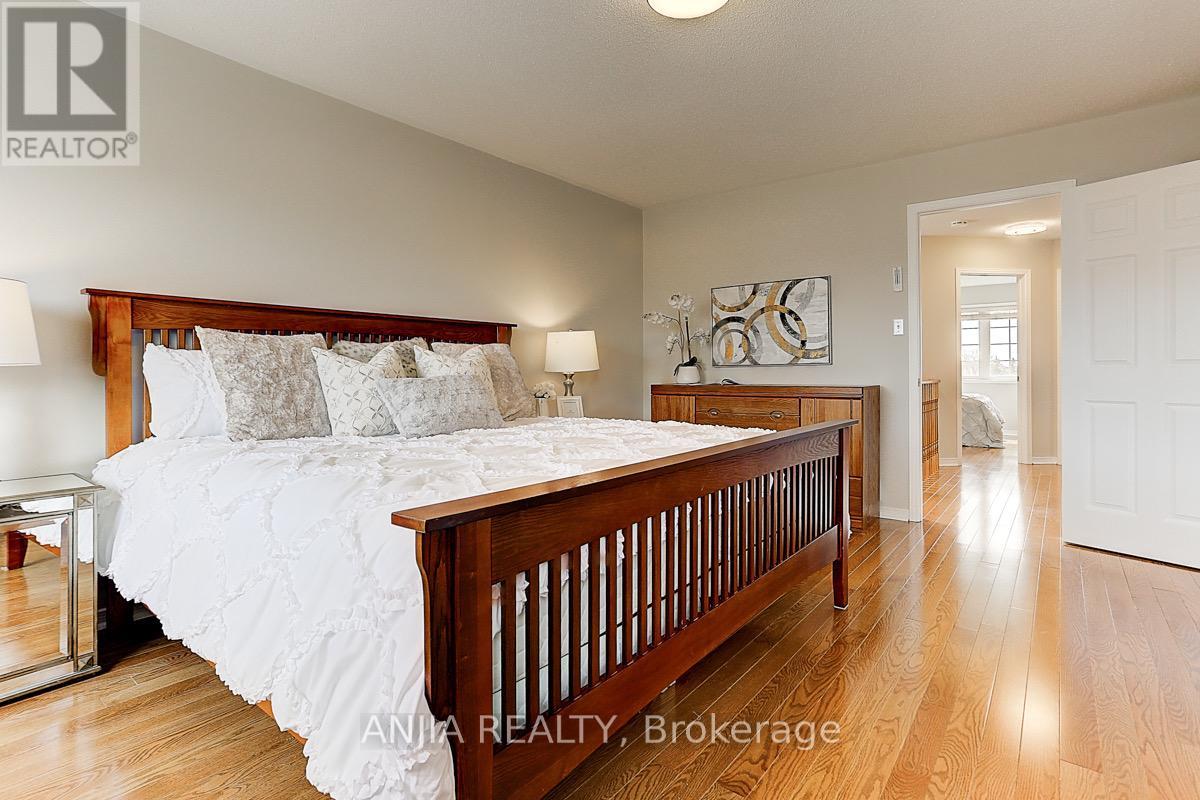 230 Bantry Avenue, Richmond Hill, Ontario  L4B 4T6 - Photo 19 - N12539590