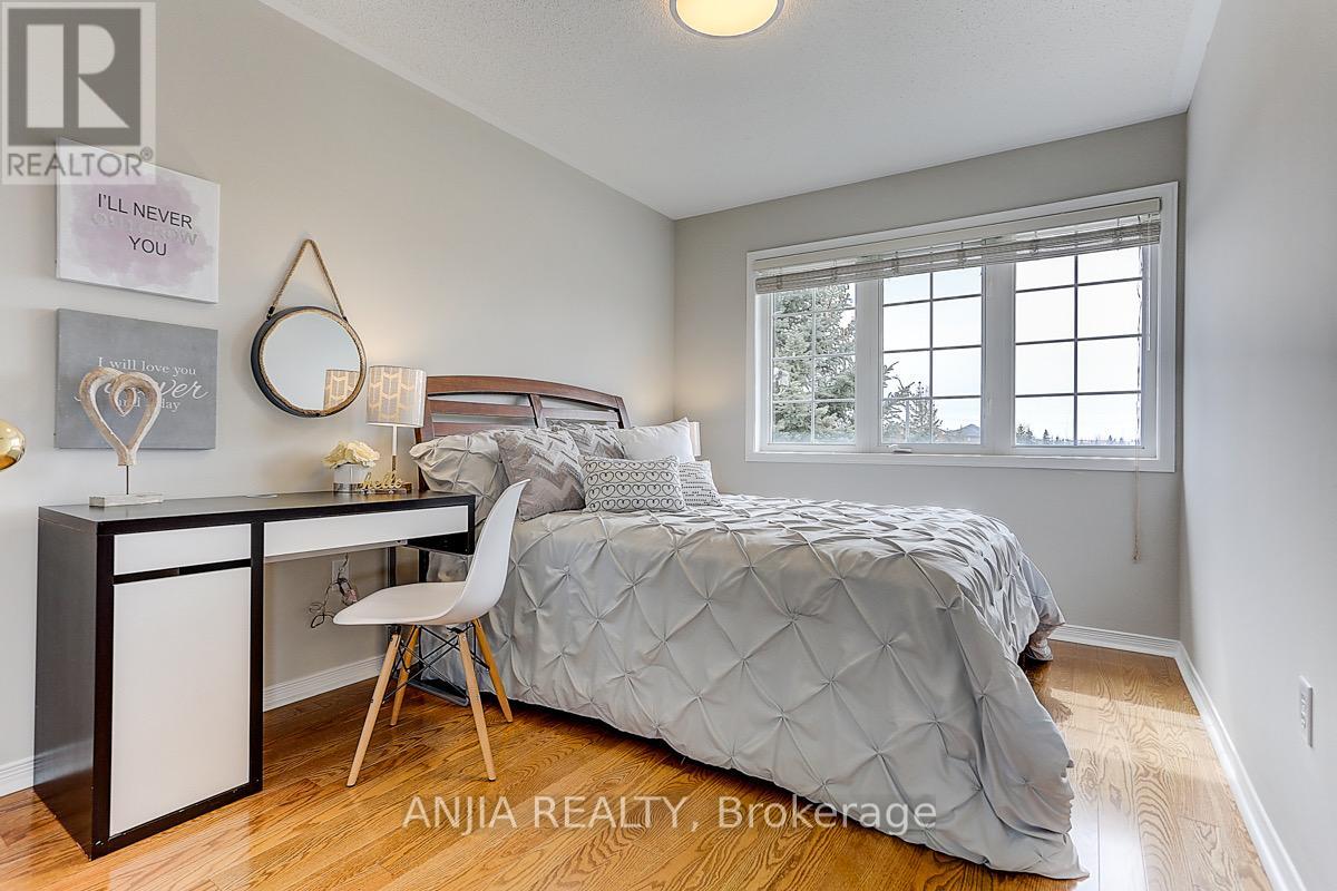 230 Bantry Avenue, Richmond Hill, Ontario  L4B 4T6 - Photo 22 - N12539590