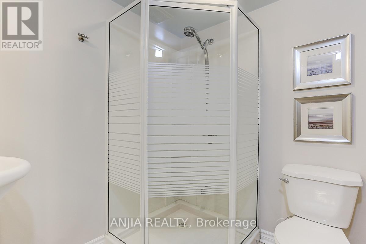 230 Bantry Avenue, Richmond Hill, Ontario  L4B 4T6 - Photo 28 - N12539590