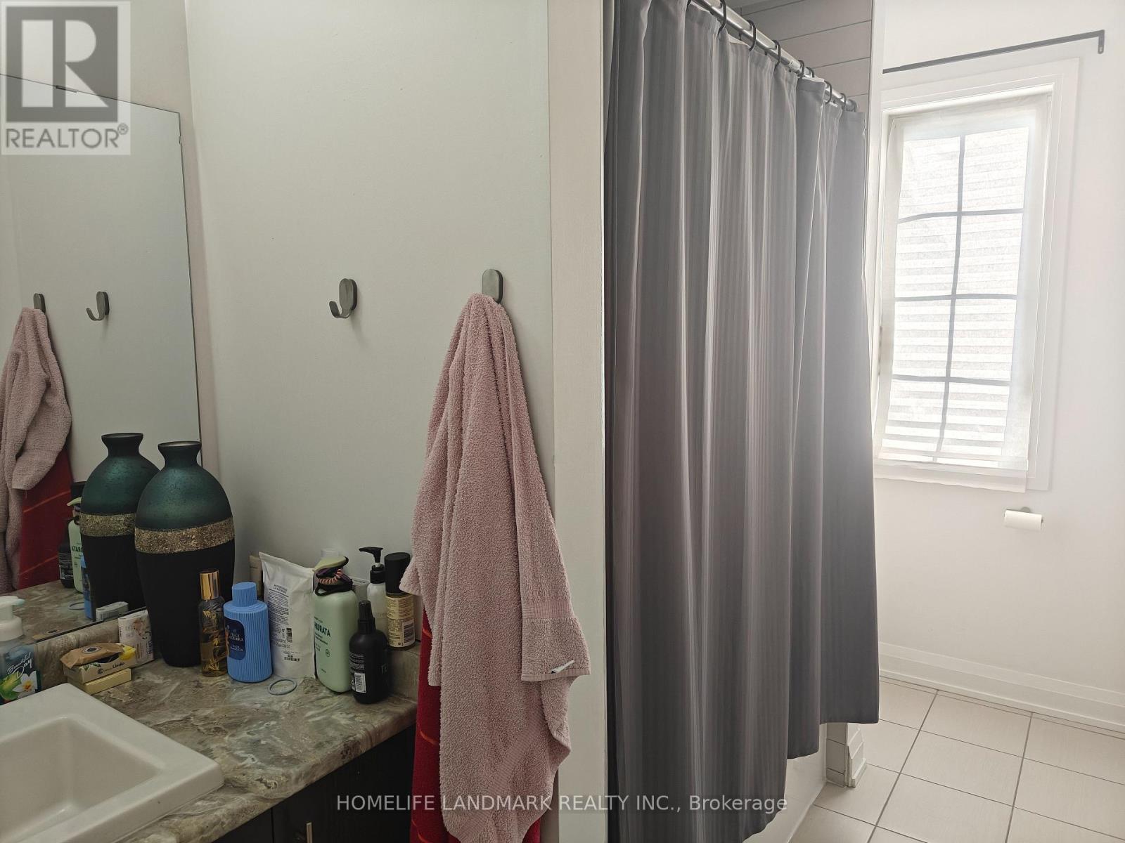 31 Snap Dragon Trail, East Gwillimbury, Ontario  L9N 1G5 - Photo 17 - N12539592