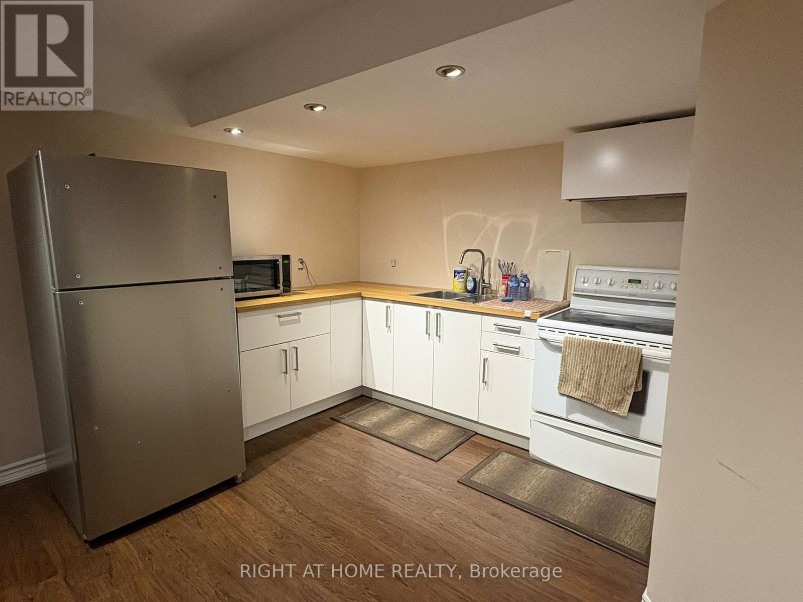 Basement - 5669 Ethan Drive, Mississauga, Ontario  L5M 0V1 - Photo 11 - W12539606