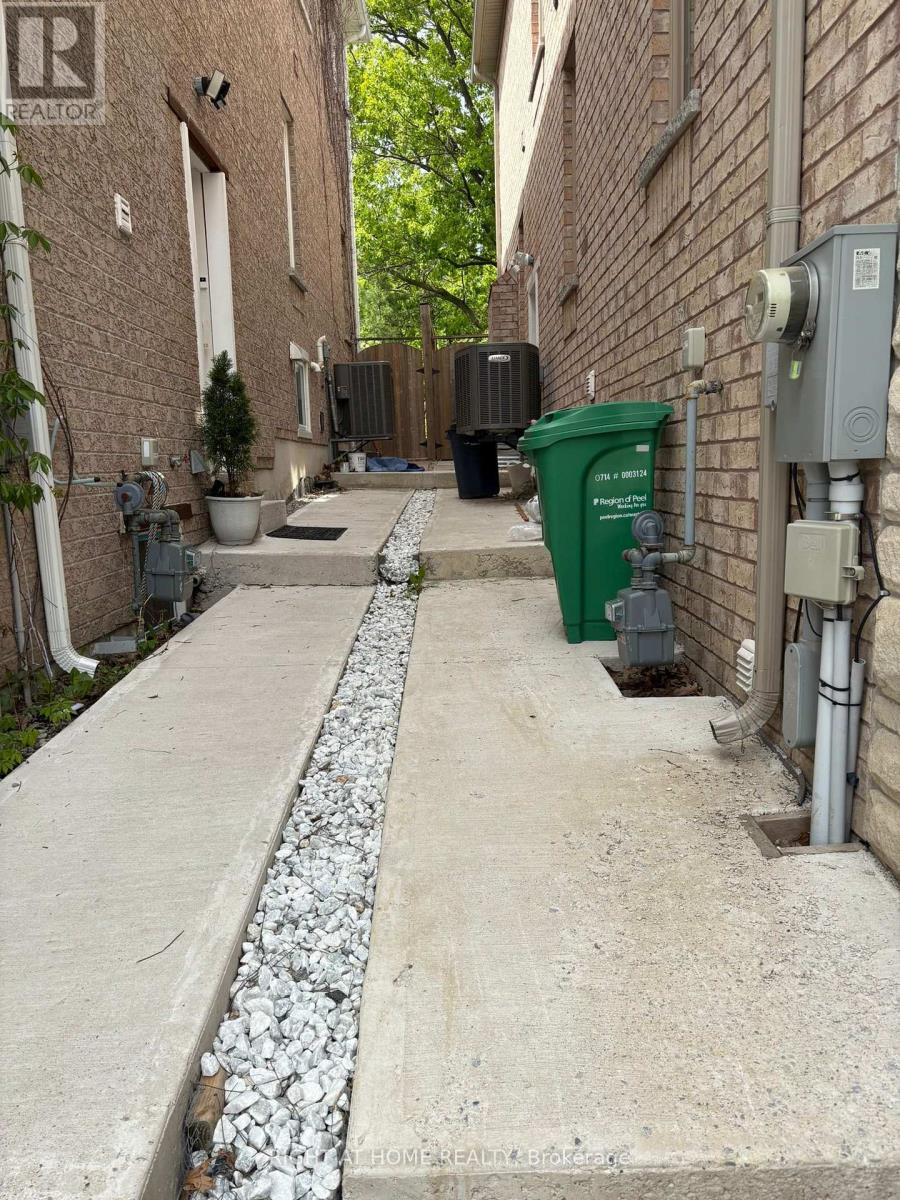 Basement - 5669 Ethan Drive, Mississauga, Ontario  L5M 0V1 - Photo 2 - W12539606