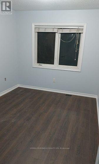 24 Hatton Court, Brampton, Ontario  L6Y 5T6 - Photo 10 - W12539612