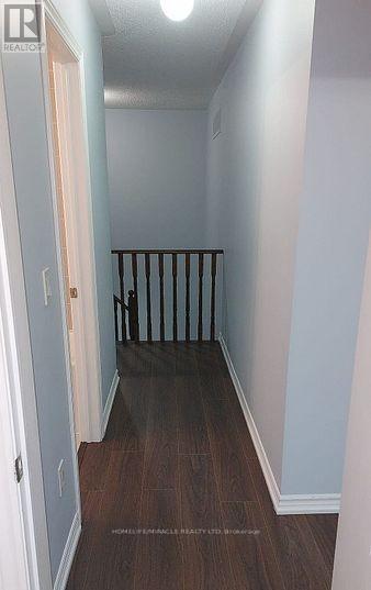 24 Hatton Court, Brampton, Ontario  L6Y 5T6 - Photo 7 - W12539612