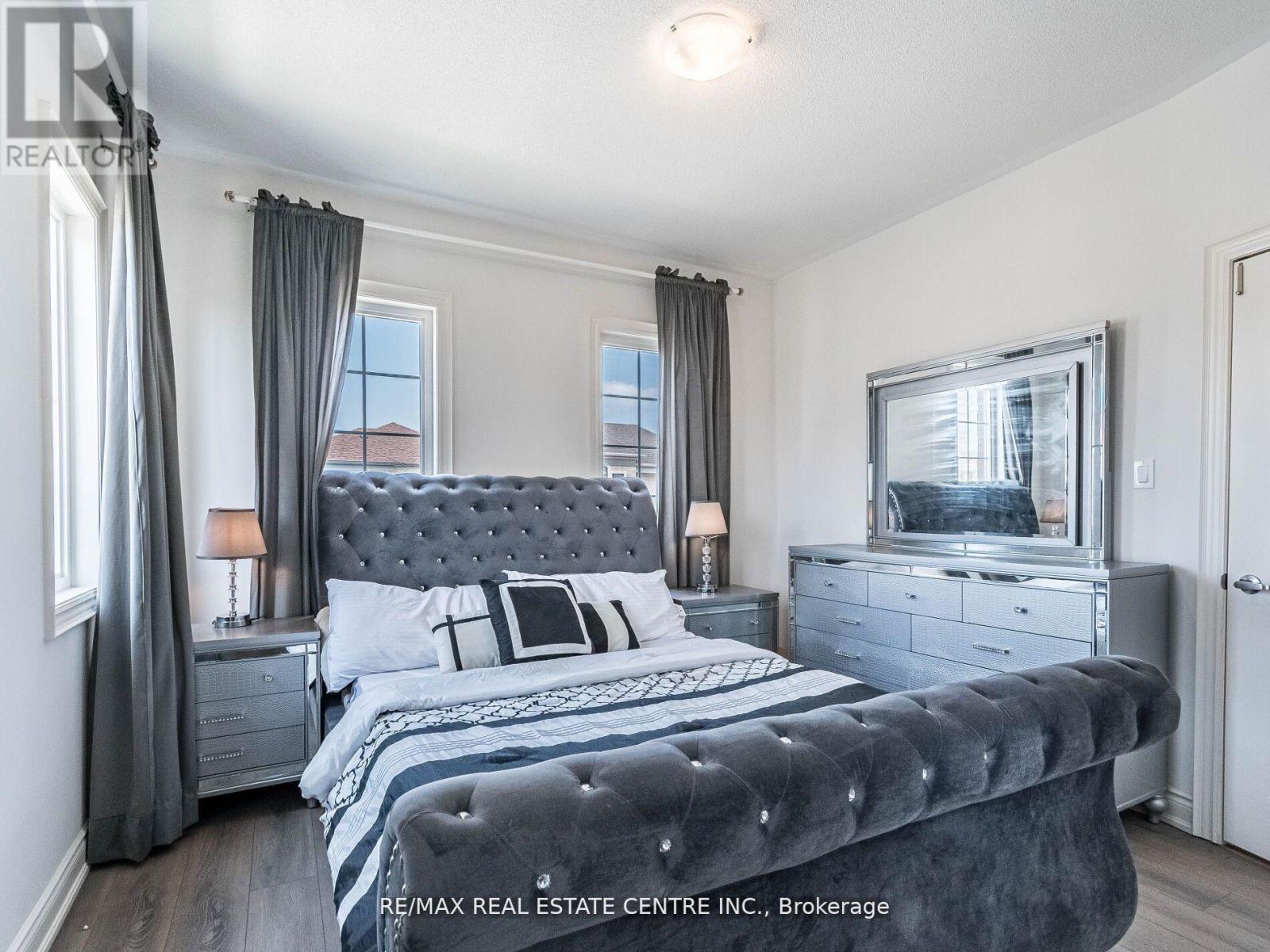 62 Granite Ridge Trail, Hamilton, Ontario  L8B 1Y6 - Photo 16 - X12539598