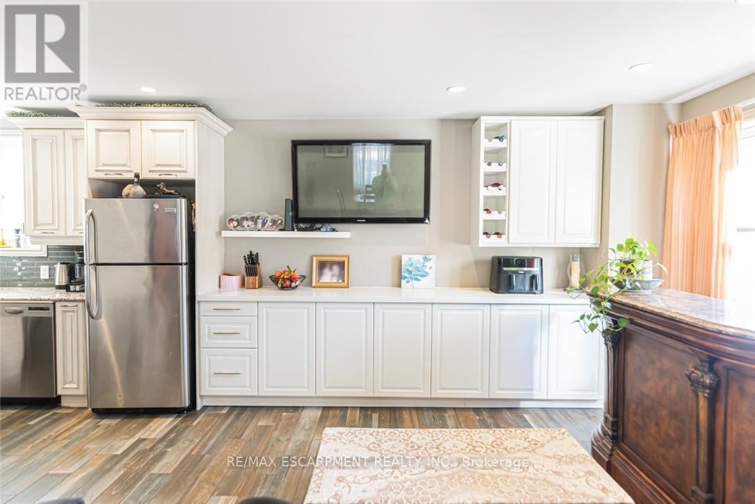 199 Kimberly Drive, Hamilton, Ontario  L8K 4L2 - Photo 10 - X12539602