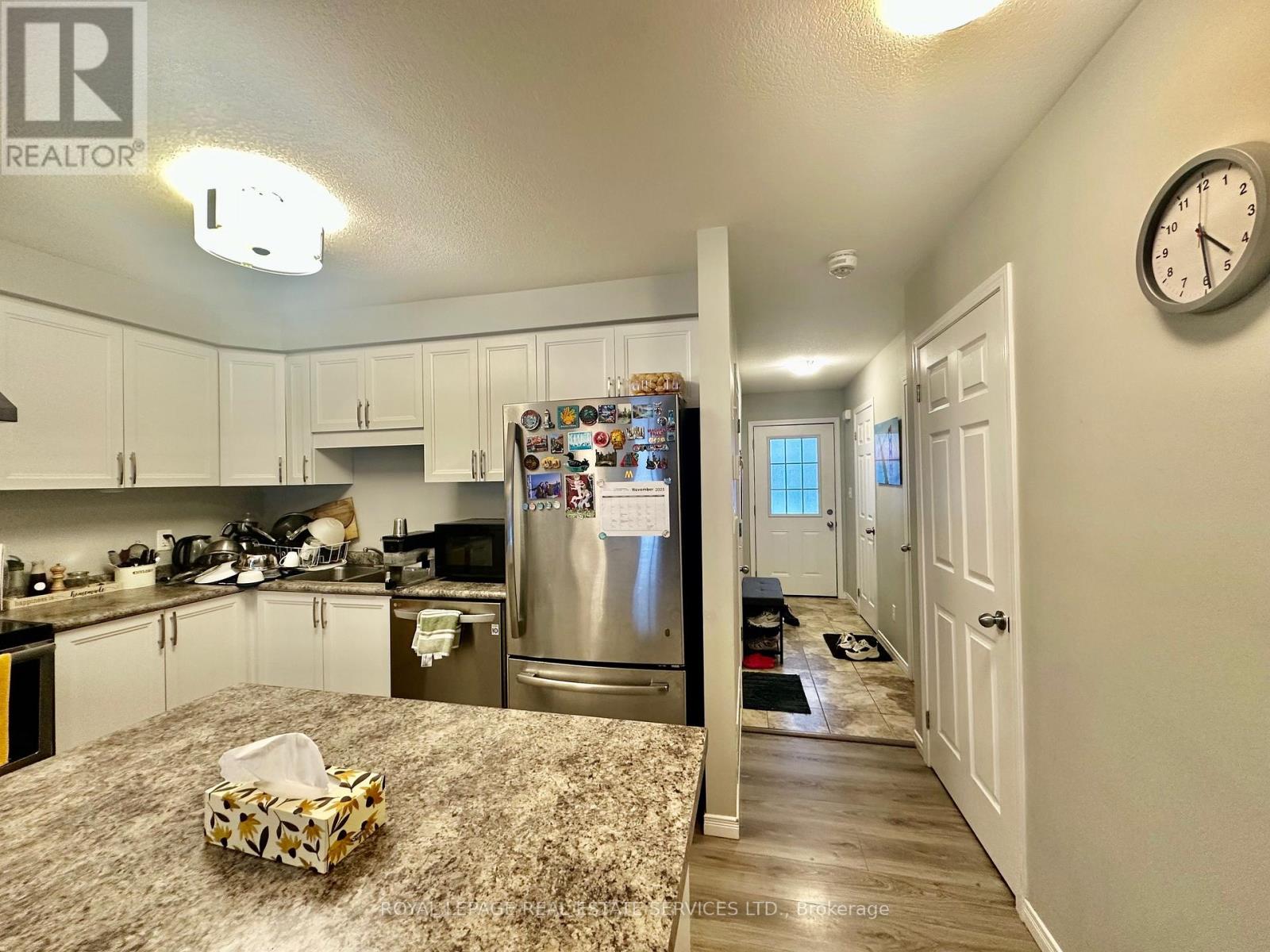 60 Netherwood Road, Kitchener, Ontario  L2P 0E4 - Photo 8 - X12539624