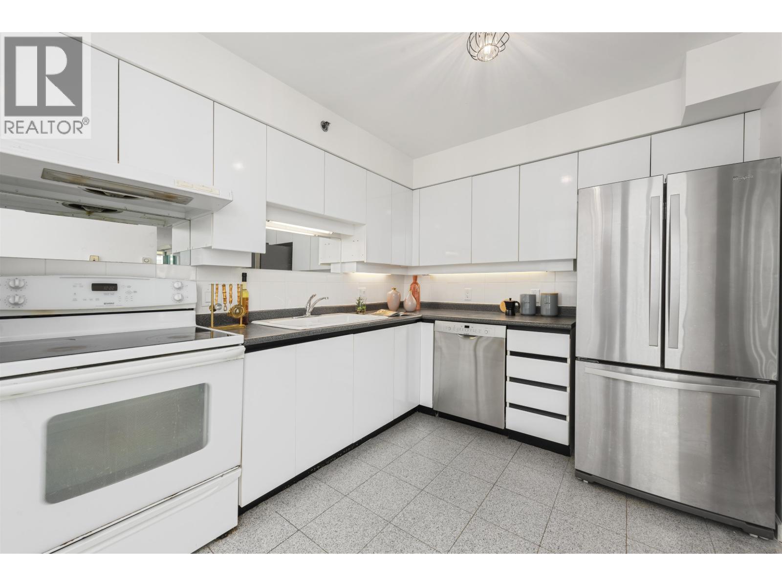 805 1132 Haro Street, Vancouver, British Columbia  V6E 1C9 - Photo 14 - R3067019