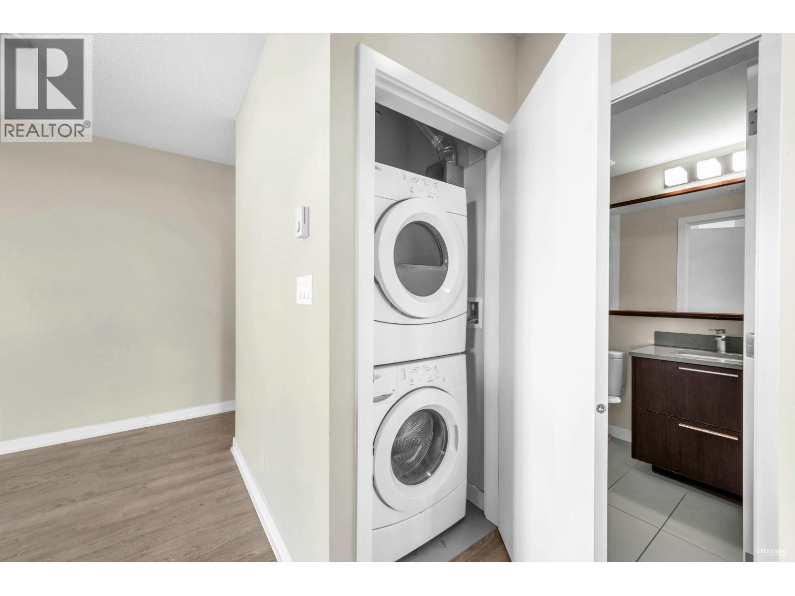 2307 2975 Atlantic Avenue, Coquitlam, British Columbia  V3B 0C5 - Photo 17 - R3067025