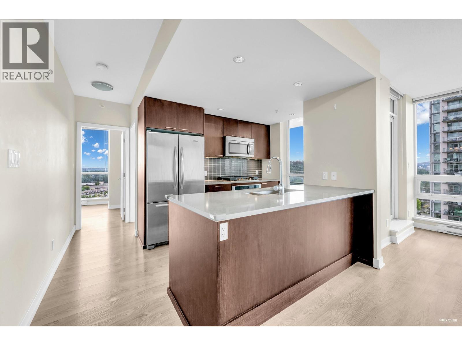 2307 2975 Atlantic Avenue, Coquitlam, British Columbia  V3B 0C5 - Photo 4 - R3067025