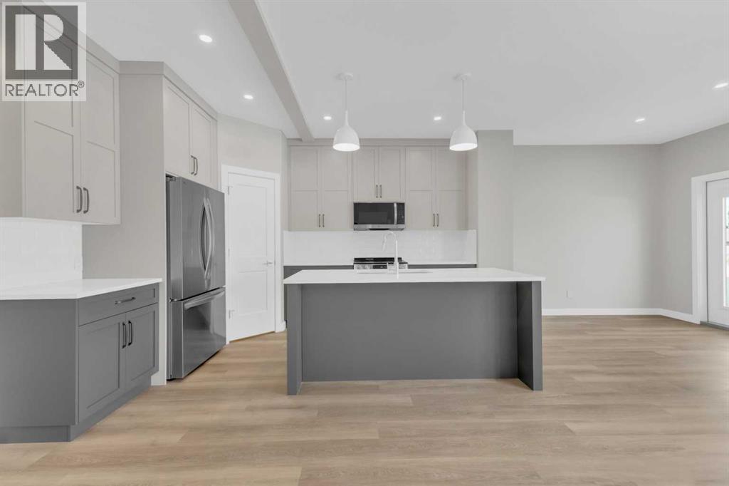 114 Palmer Circle, Blackfalds, Alberta  T4M 0N8 - Photo 6 - A2246916