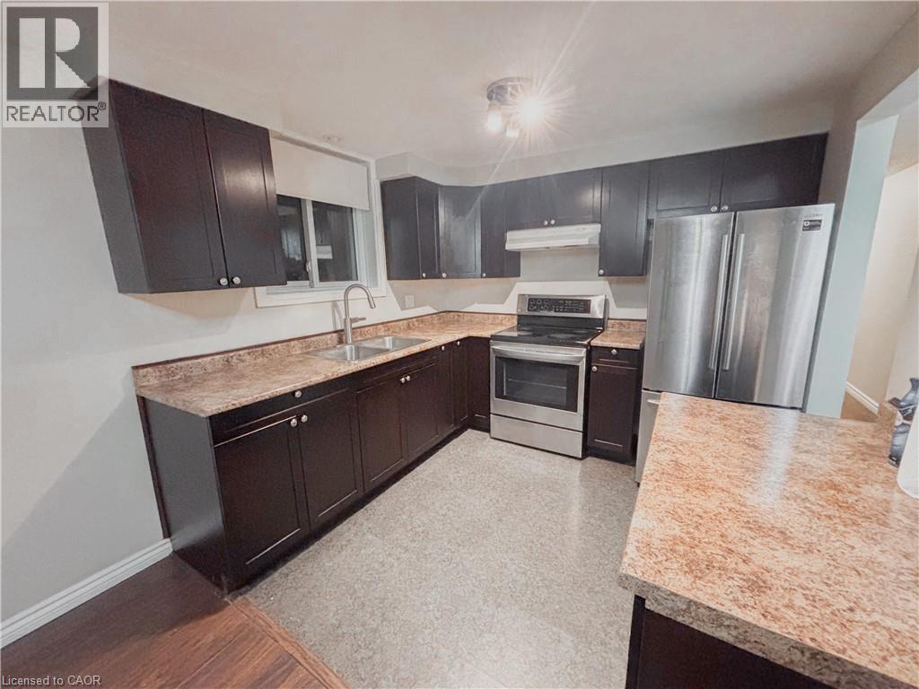 26 Woodfern Court, Kitchener, Ontario  N2E 1H4 - Photo 13 - 40787631