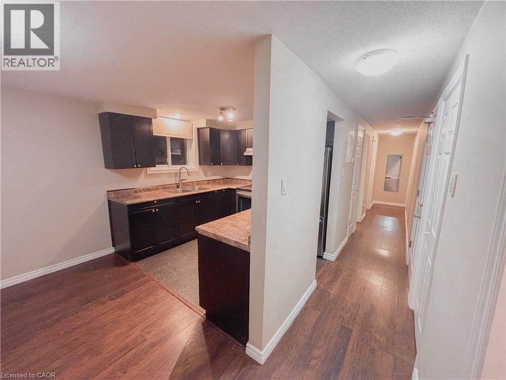 26 Woodfern Court, Kitchener, Ontario  N2E 1H4 - Photo 17 - 40787631