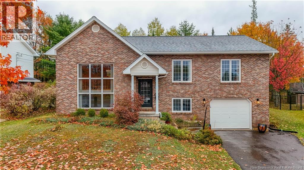 308 Douglas Avenue, Fredericton, New Brunswick  E3A 5T1 - Photo 3 - NB128602