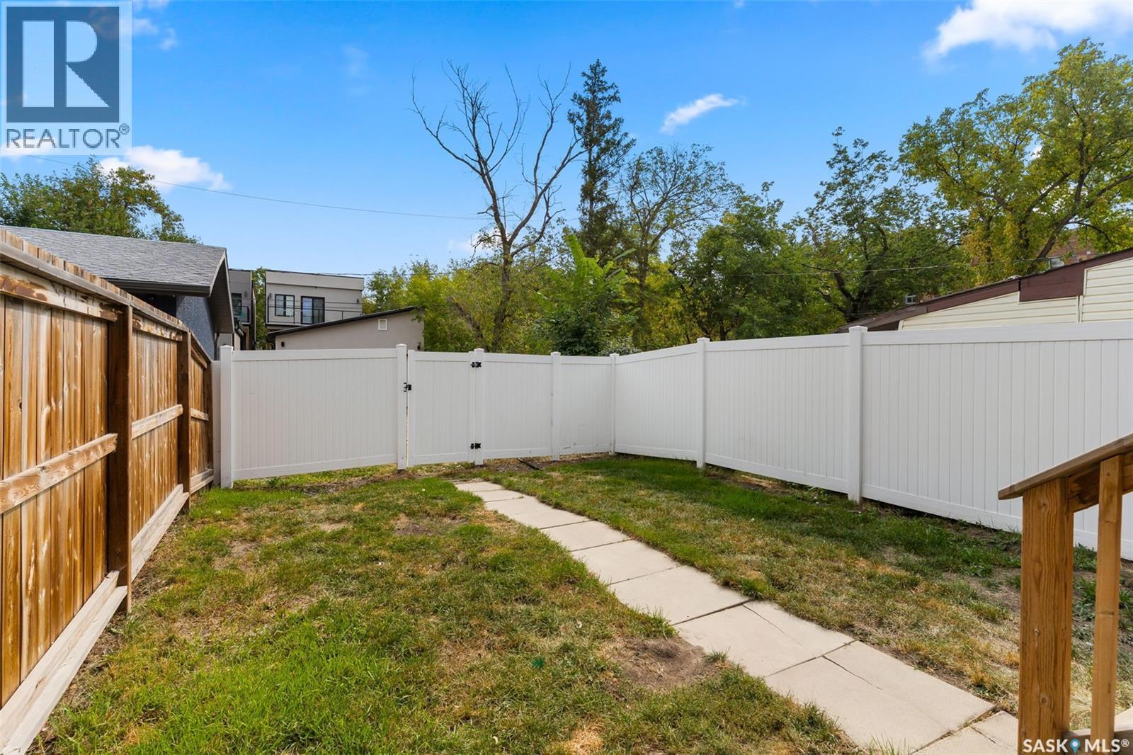 2875 Garnet Street, Regina, Saskatchewan  S4S 1X1 - Photo 38 - SK017805