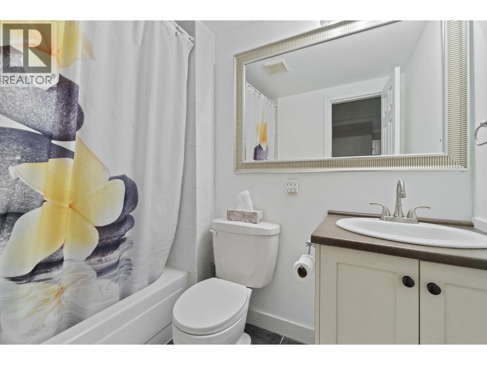 2082 Springer Avenue, Burnaby, British Columbia  V5B 3M5 - Photo 19 - R3067013