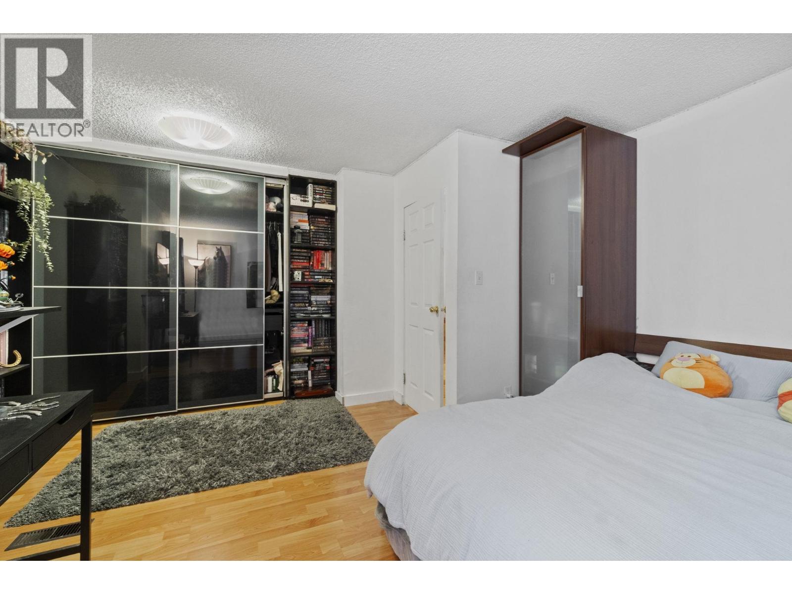 2082 Springer Avenue, Burnaby, British Columbia  V5B 3M5 - Photo 14 - R3067013