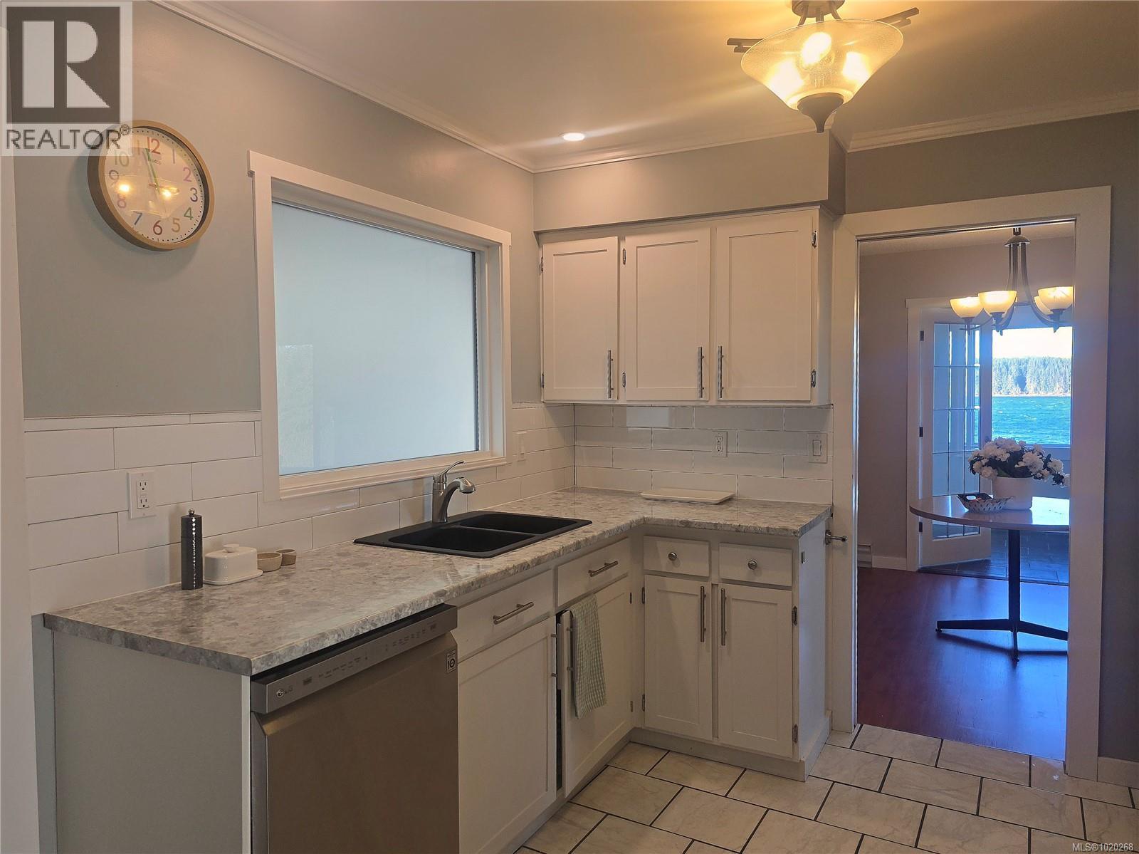 1776 Broughton Blvd, Port Mcneill, British Columbia  V0N 2R0 - Photo 13 - 1020268