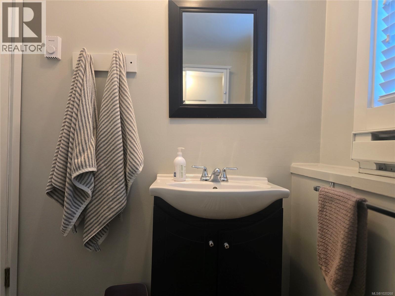 1776 Broughton Blvd, Port Mcneill, British Columbia  V0N 2R0 - Photo 79 - 1020268