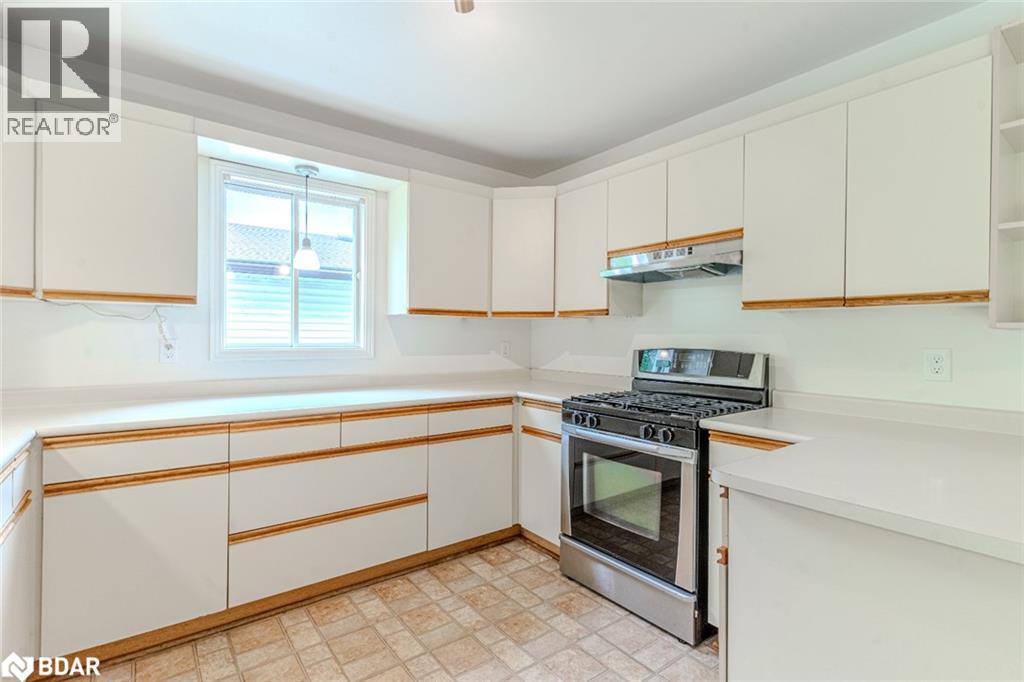 26 Innisbrook Drive, Wasaga Beach, Ontario L9Z 1G3 - Photo 6 - 40782431