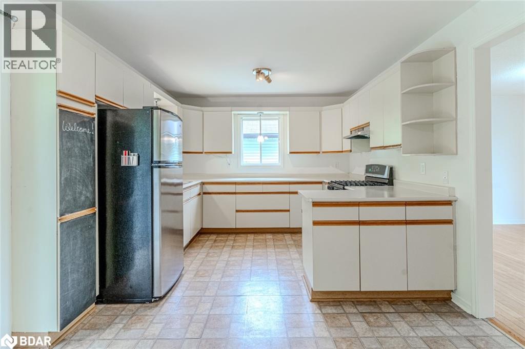 26 Innisbrook Drive, Wasaga Beach, Ontario L9Z 1G3 - Photo 5 - 40782431