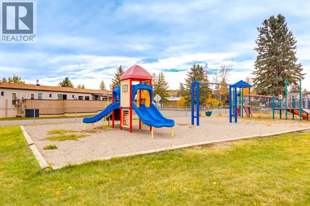 431, 3223 83 Street Nw, Calgary, Alberta  T3B 5P2 - Photo 39 - A2262443