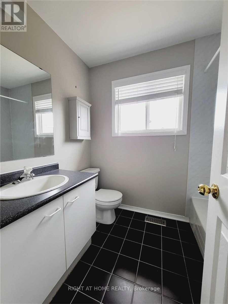 Upper Level - 115 Bonny Meadows Drive, Aurora, Ontario  L4G 6N1 - Photo 11 - N12539626