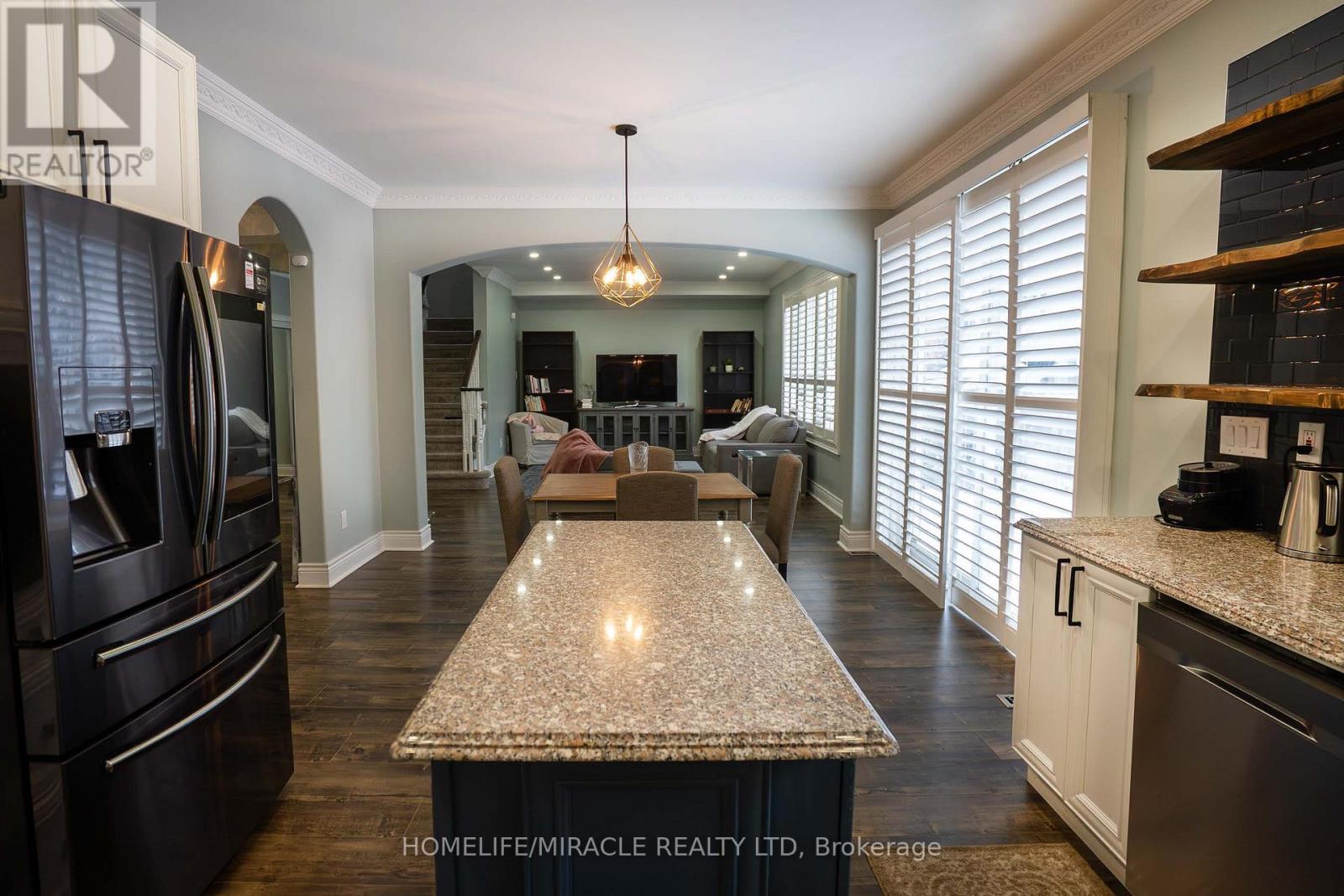 949 Mcneil Drive, Milton, Ontario  L9T 6N1 - Photo 22 - W12539628