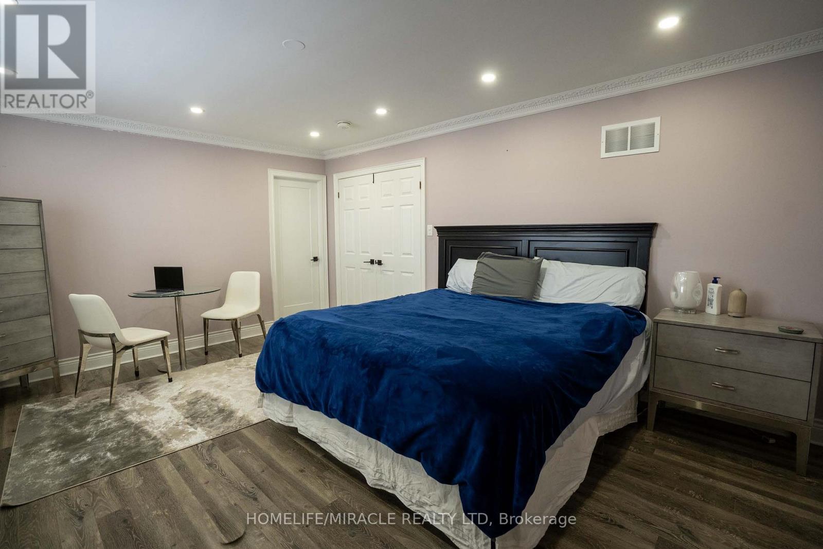 949 Mcneil Drive, Milton, Ontario  L9T 6N1 - Photo 24 - W12539628