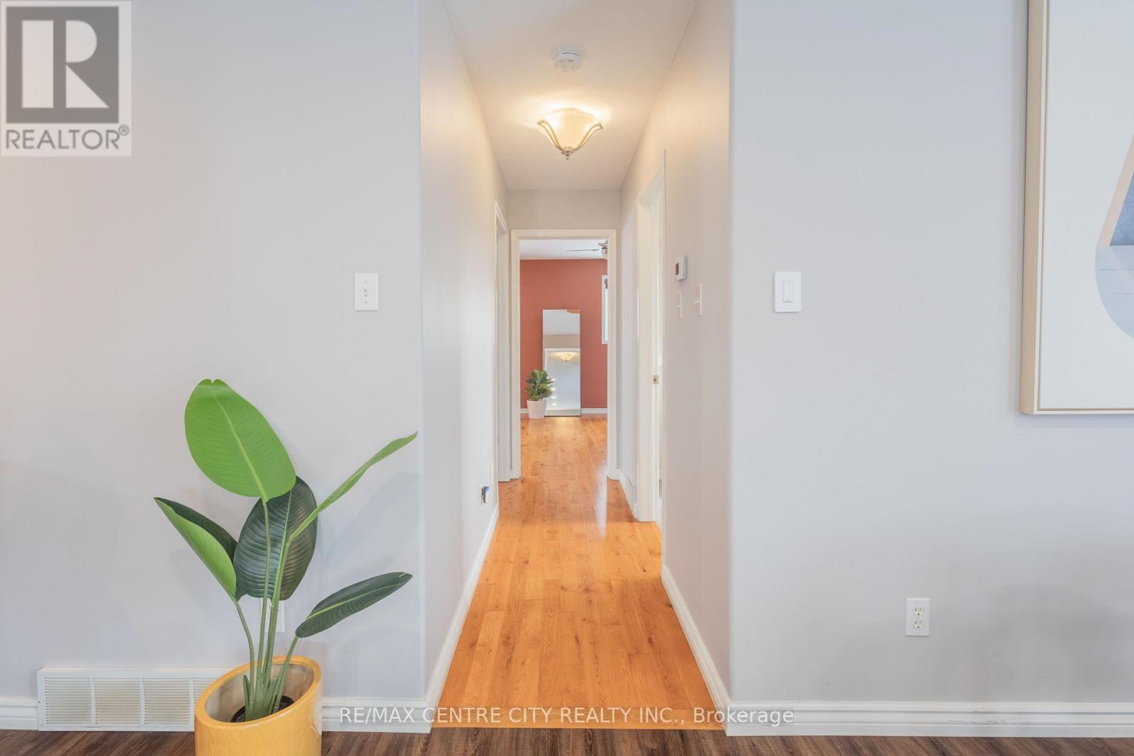 41619 Major Line E, Southwold, Ontario  N5P 4L5 - Photo 8 - X12539658